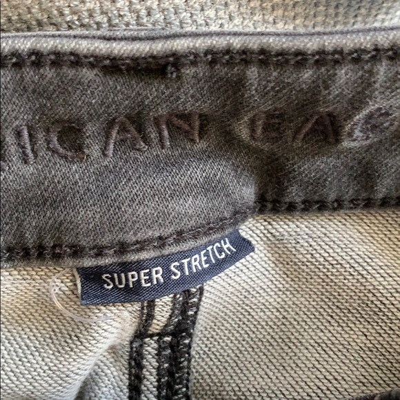 The 2 by 2 Lot: 2 American Eagle Jeans size 2 Long - Picture 6 of 10